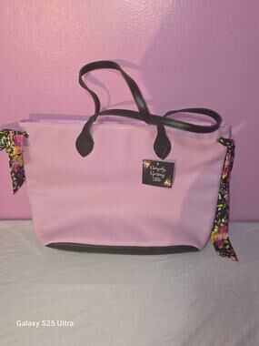 Simply Spring Tote Bag in Lavender